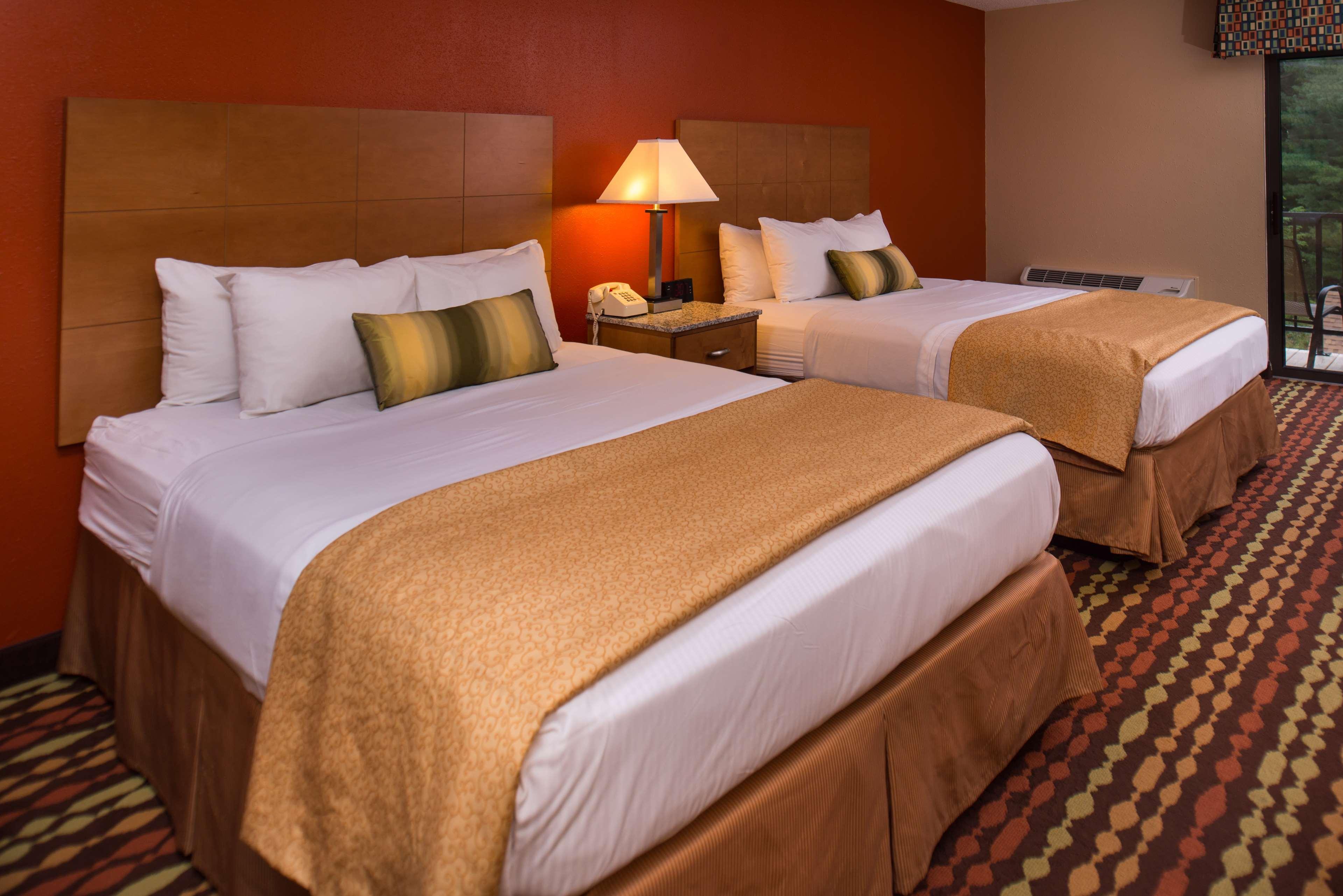 Best Western Ambassador Inn & Suites Wisconsin Dells Extérieur photo