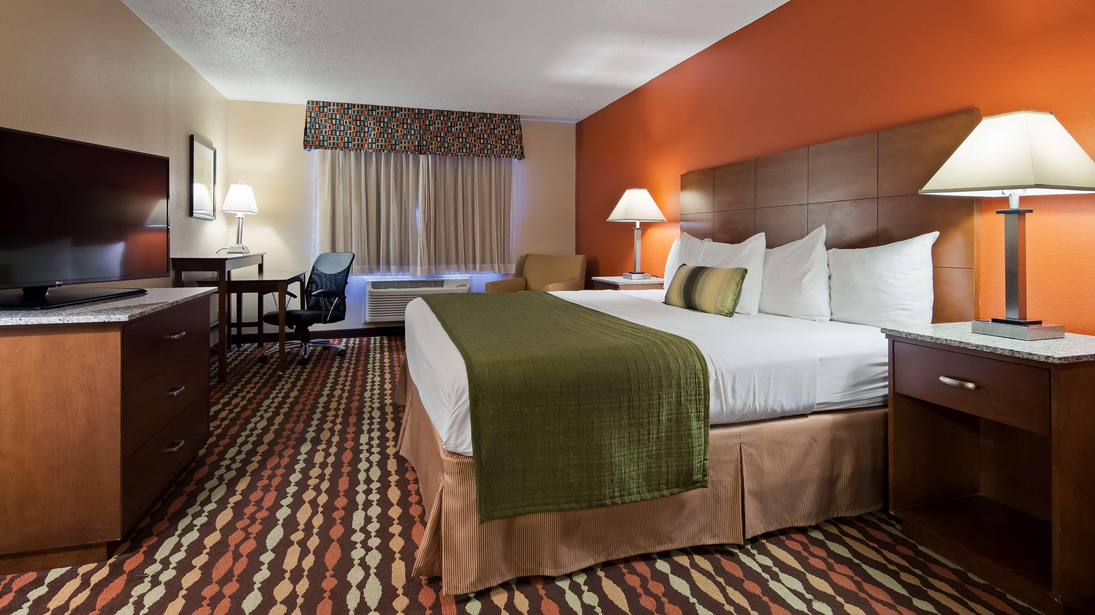 Best Western Ambassador Inn & Suites Wisconsin Dells Extérieur photo