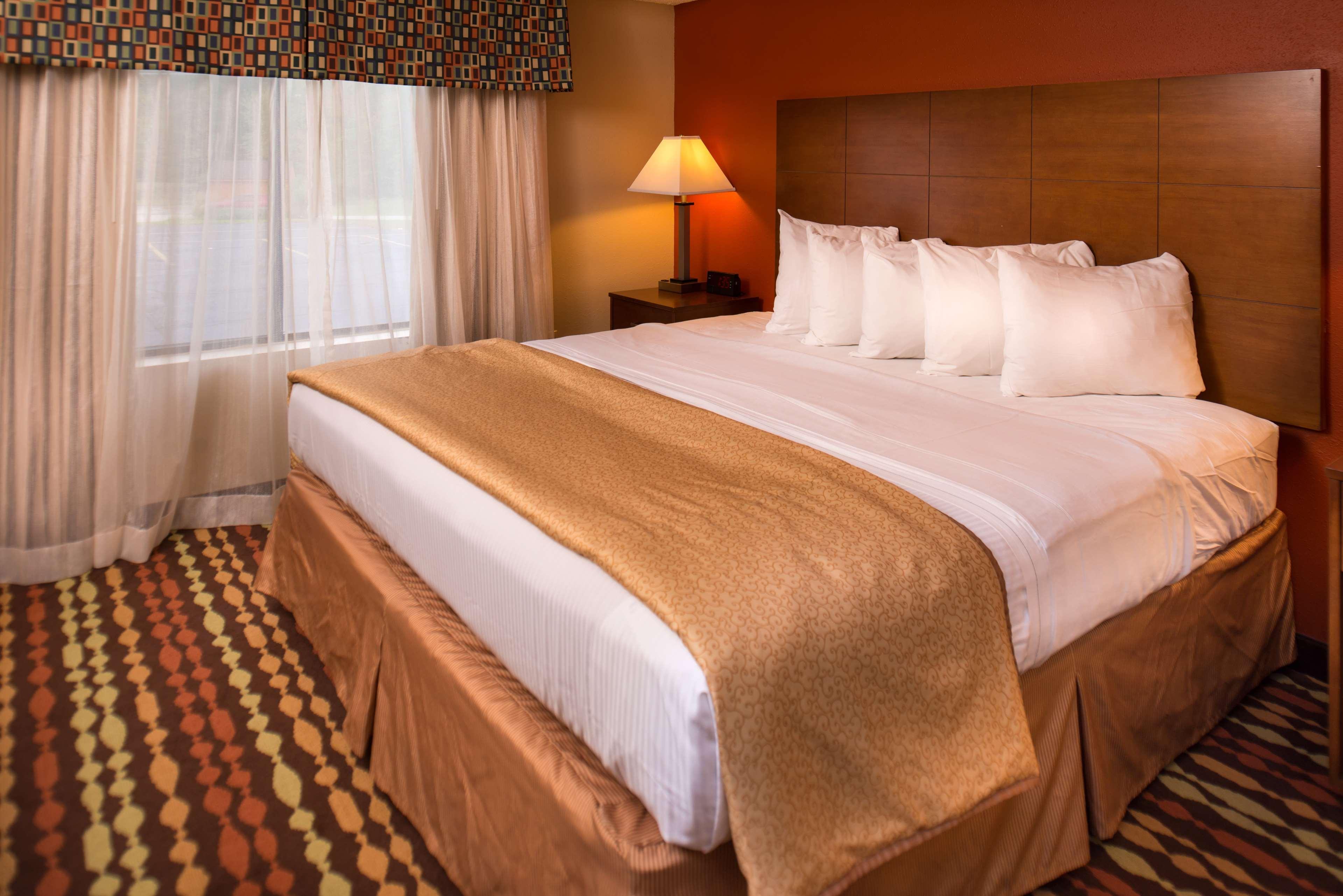 Best Western Ambassador Inn & Suites Wisconsin Dells Extérieur photo