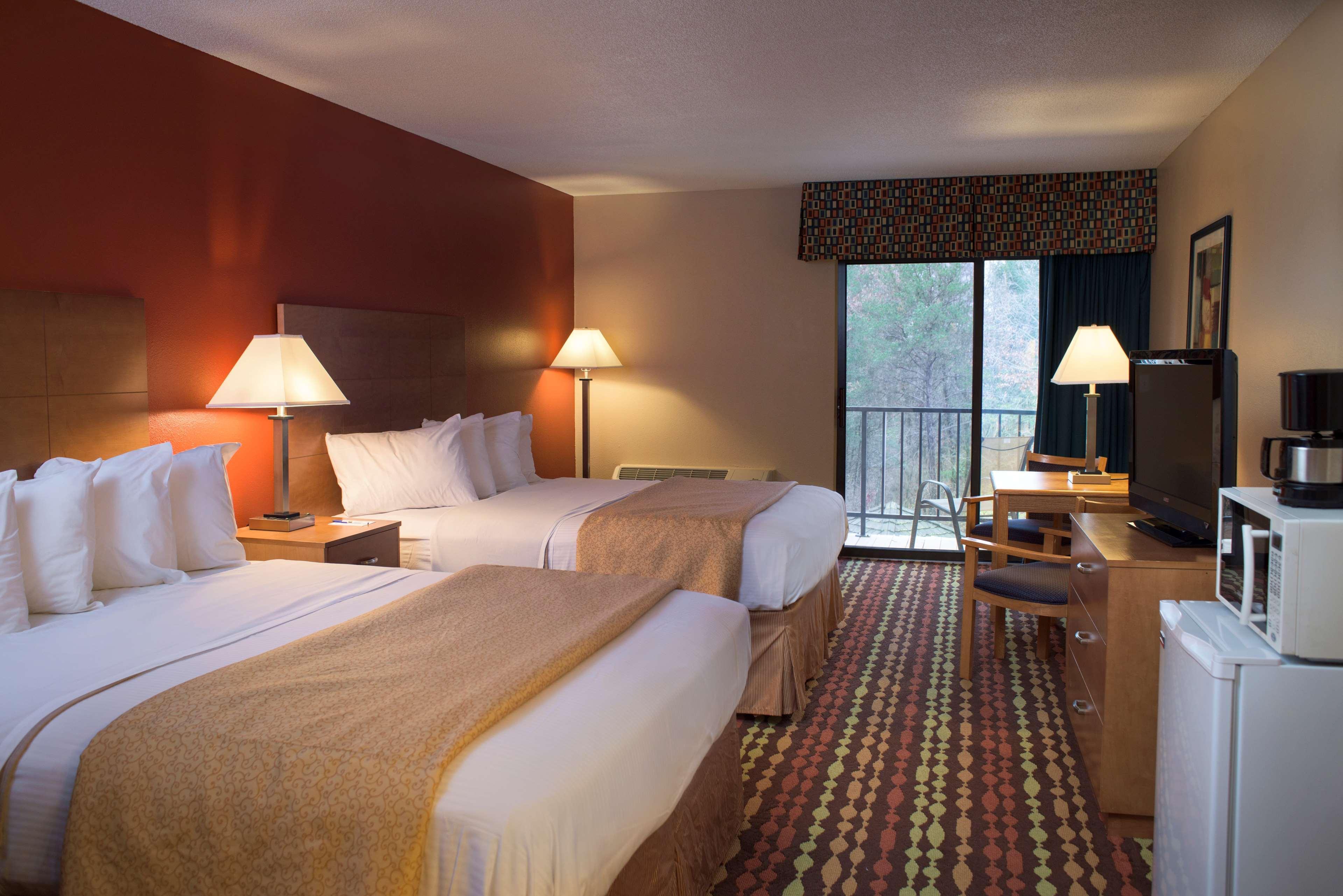 Best Western Ambassador Inn & Suites Wisconsin Dells Extérieur photo
